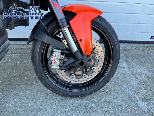 ktm - 1290-super-duke-r