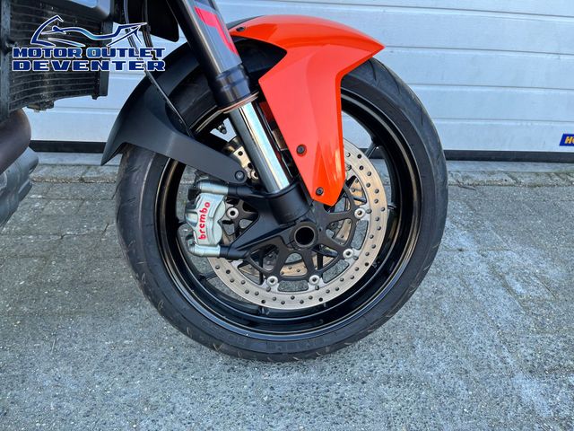 ktm - 1290-super-duke-r