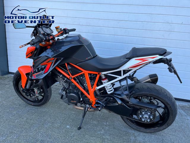 ktm - 1290-super-duke-r