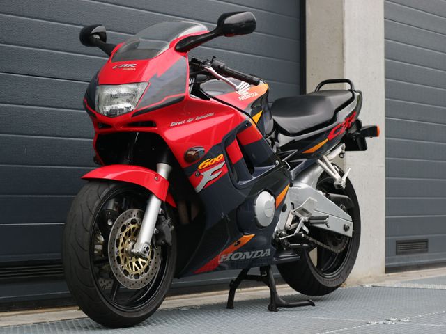 honda - cbr-600-f