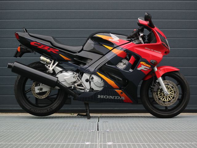 honda - cbr-600-f