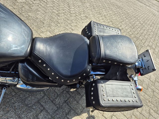 suzuki - vl-800-volusia