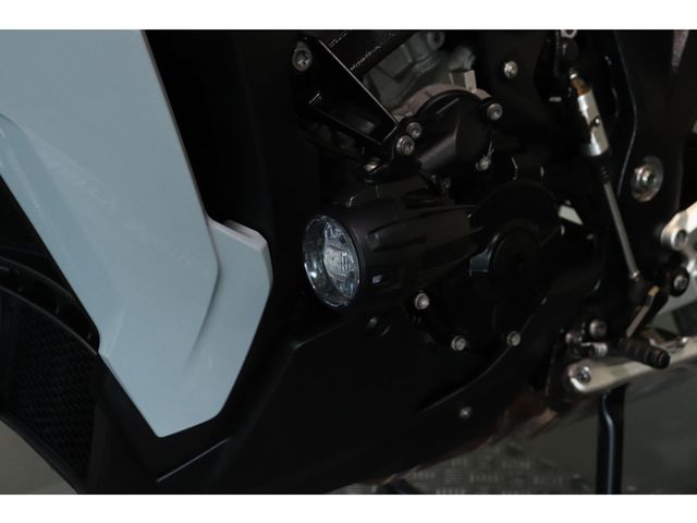 bmw - s-1000-xr