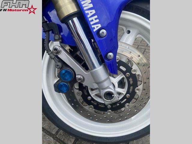 yamaha - yzf-r1