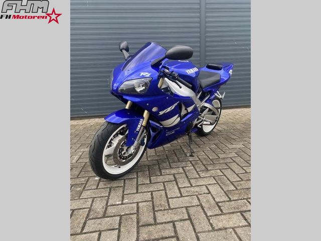 yamaha - yzf-r1