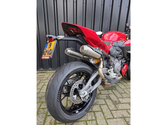 ducati - streetfighter-v2-s