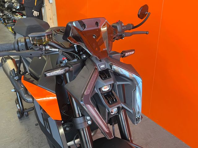 ktm - 990-duke
