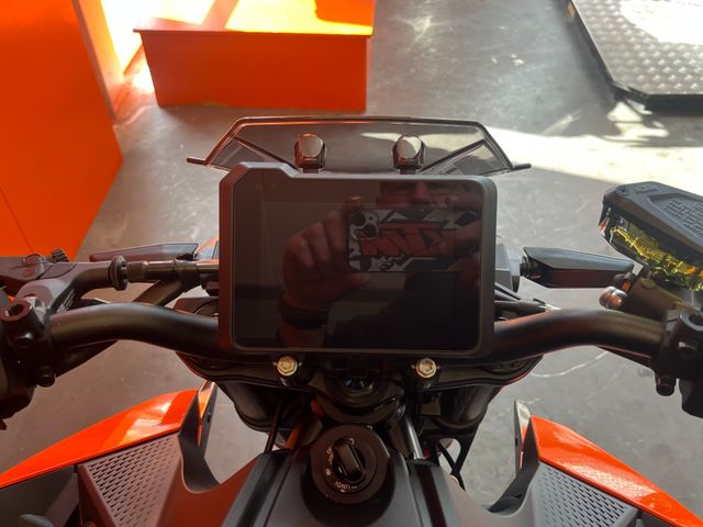 ktm - 990-duke