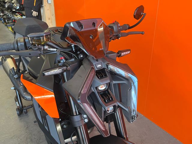 ktm - 990-duke