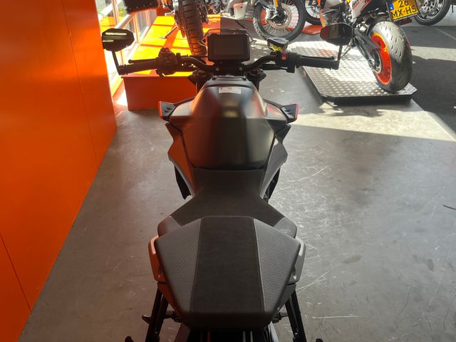ktm - 990-duke