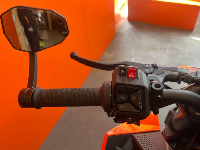 ktm - 990-duke