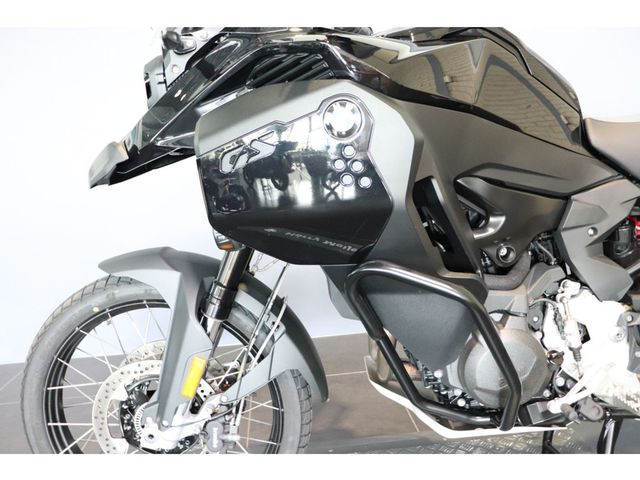 bmw - f-900-gs-adventure