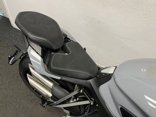 mv-agusta - brutale-1000