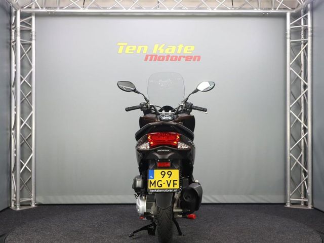 honda - pcx-150