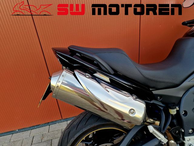 triumph - tiger-1050