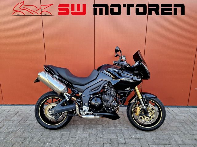triumph - tiger-1050