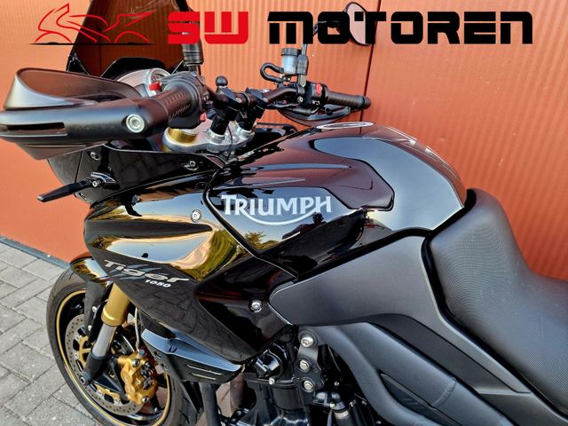 triumph - tiger-1050
