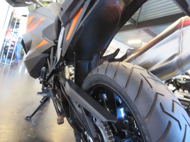 ktm - 1290-super-adventure-s