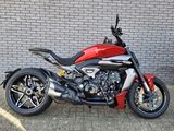 DUCATI DIAVEL V4