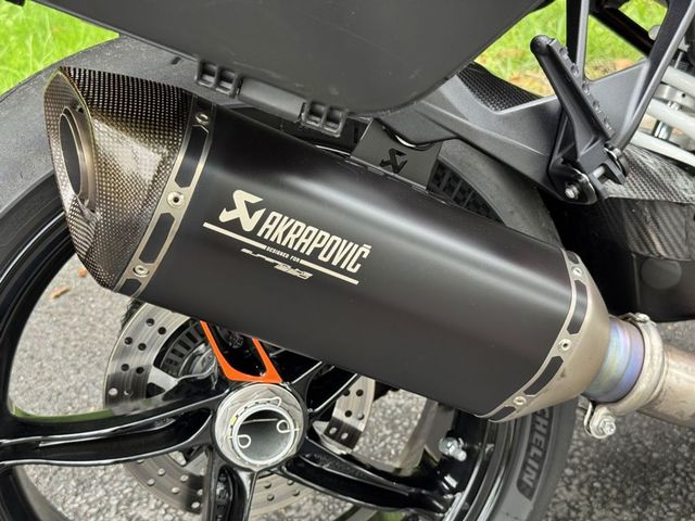 ktm - 1290-super-duke-gt
