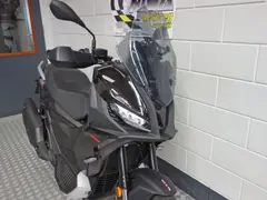 Aprilia SR GT 400 2026 nieuw – foto 5 van 7