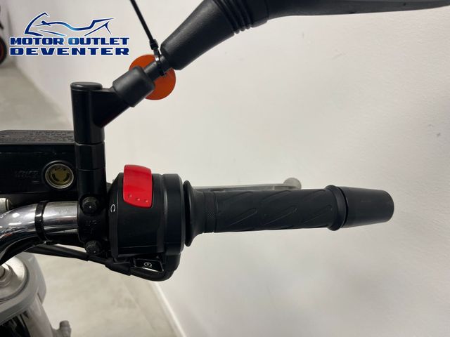 suzuki - gsr-600