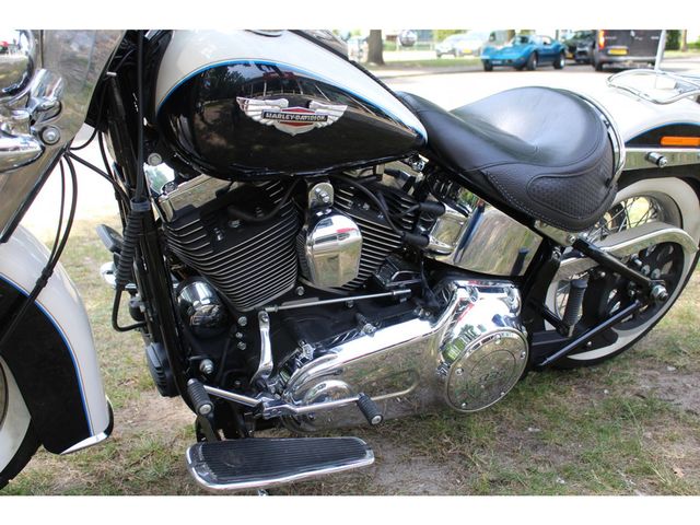 harley-davidson - nostalgia-softail-special-flstn