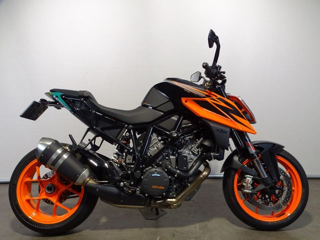 ktm - 1290-super-duke-r