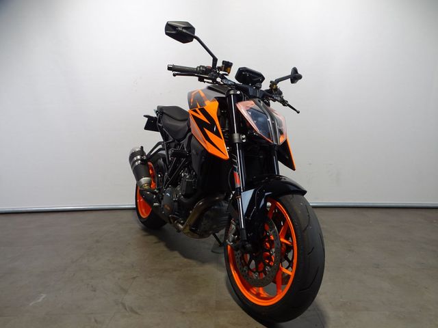 ktm - 1290-super-duke-r