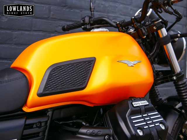 moto-guzzi - v-7-stone