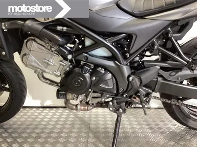 SUZUKI SV 650 XA – foto 3
