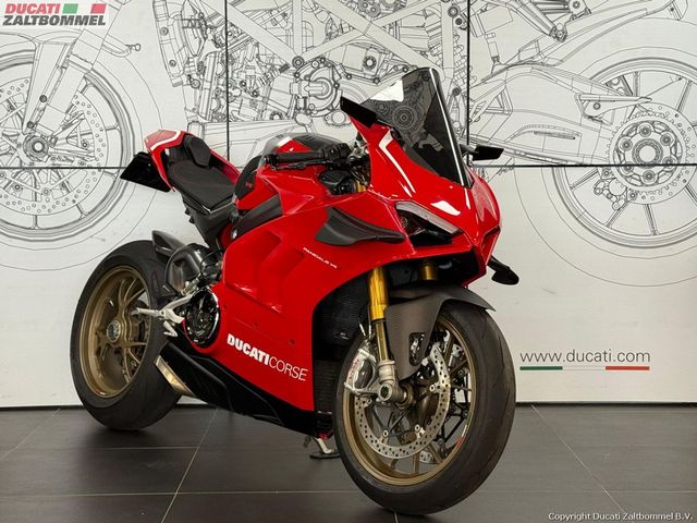 ducati - panigale-v4-s