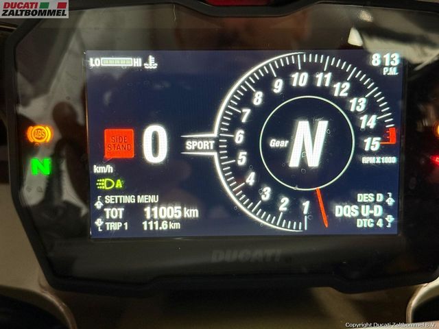 ducati - panigale-v4-s