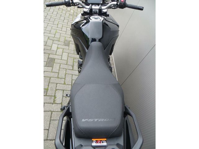 suzuki - v-strom-800
