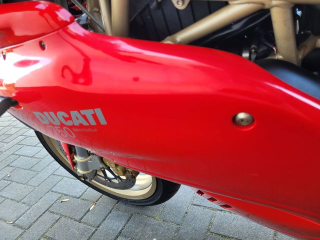 ducati - 750-ss