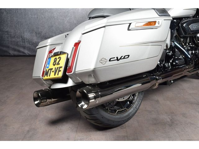 harley-davidson - street-glide-cvo-flhxse