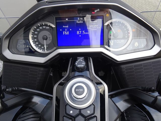 honda - gl-1800-goldwing