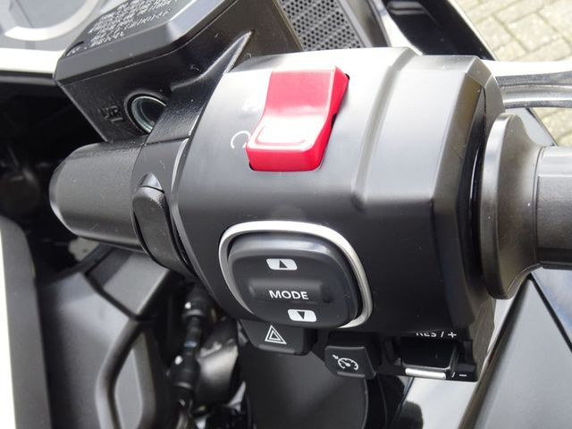 honda - gl-1800-goldwing