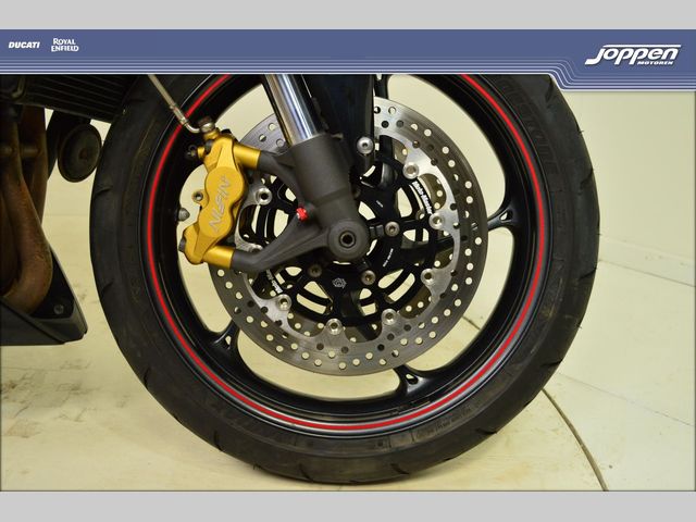 triumph - street-triple-r-abs