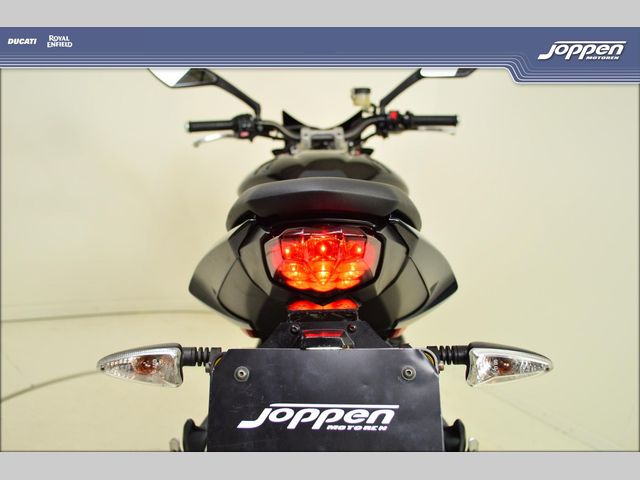 triumph - street-triple-r-abs