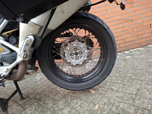 moto-guzzi - stelvio-1200-8v-ntx