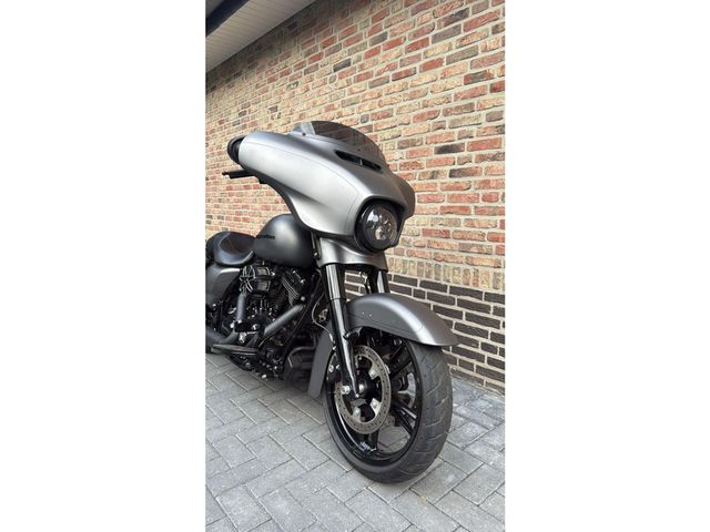 harley-davidson - street-glide-special-flhxs