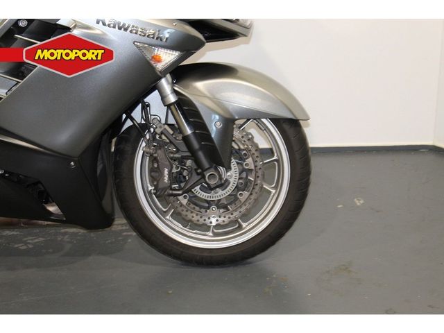 kawasaki - gtr-1400