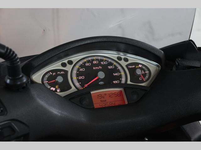 yamaha - x-max-250
