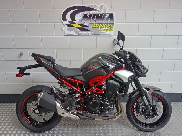 kawasaki - z900