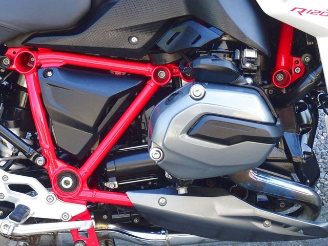 bmw - r-1200-rs