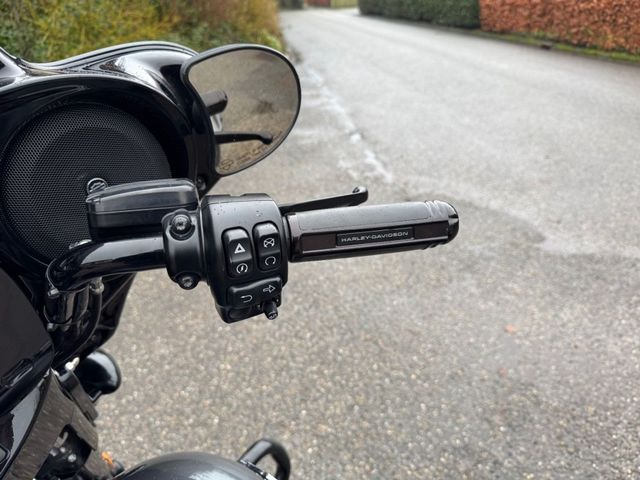 harley-davidson - street-glide-special-flhxs