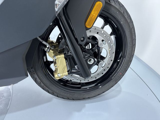 bmw - c-400-gt