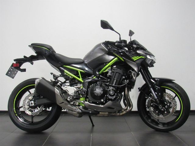 kawasaki - z900