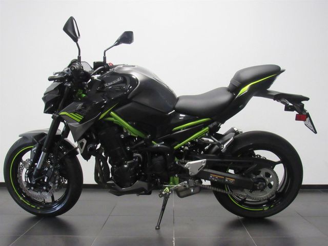 kawasaki - z900